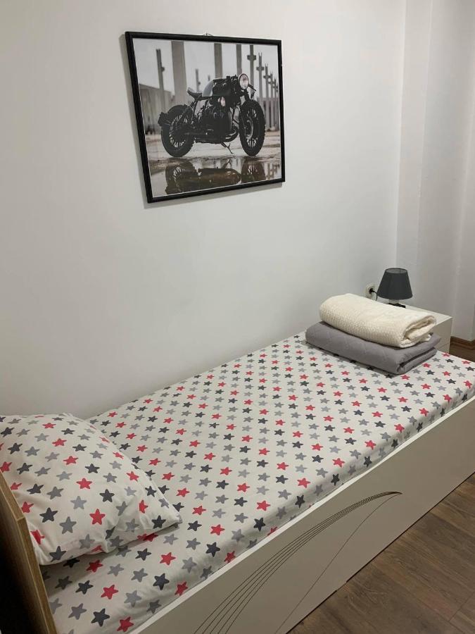 Mar Lux Apartment Kumanovo Bagian luar foto
