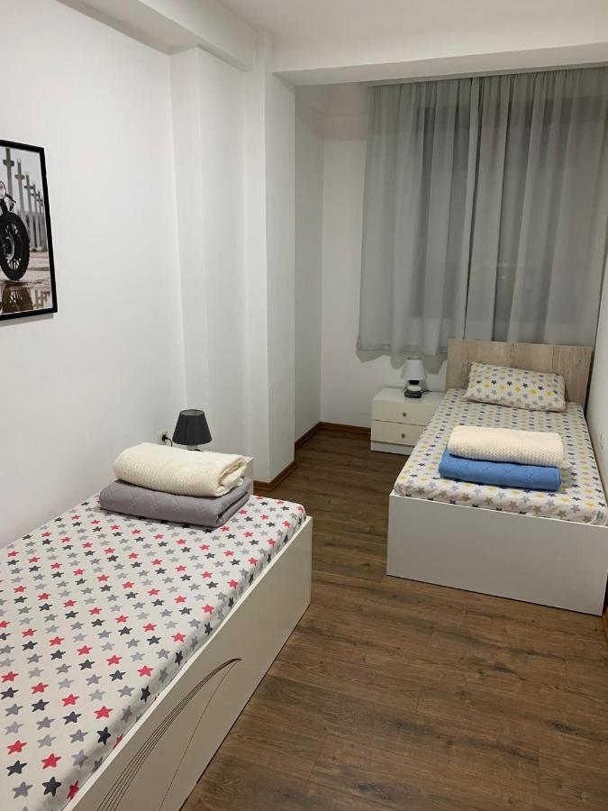 Mar Lux Apartment Kumanovo Bagian luar foto